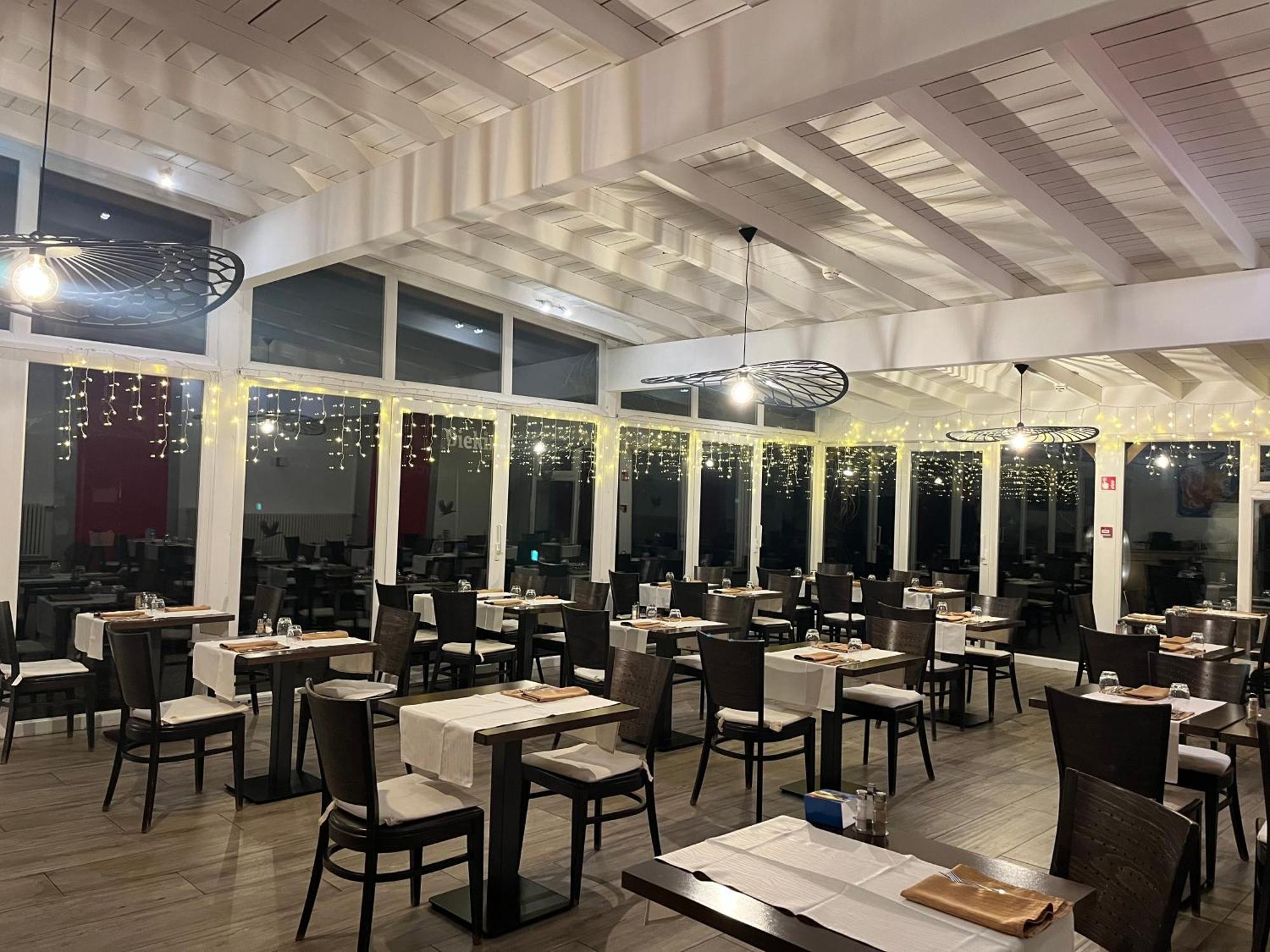 Hotel Restaurant Le Paris Mondorf-les-Bains Bagian luar foto